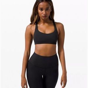 Lululemon Free to Be Bra